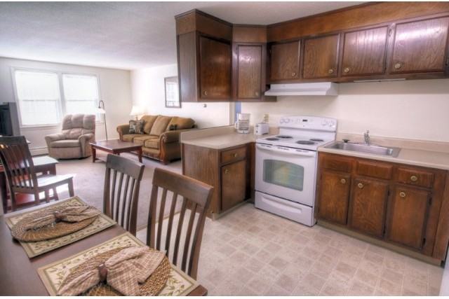 PRINCETON WESTWOOD - Photo 3 of 13