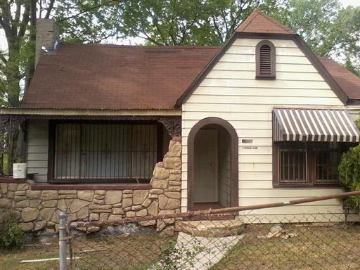 1900 Portage Ave N - Photo 2 of 6