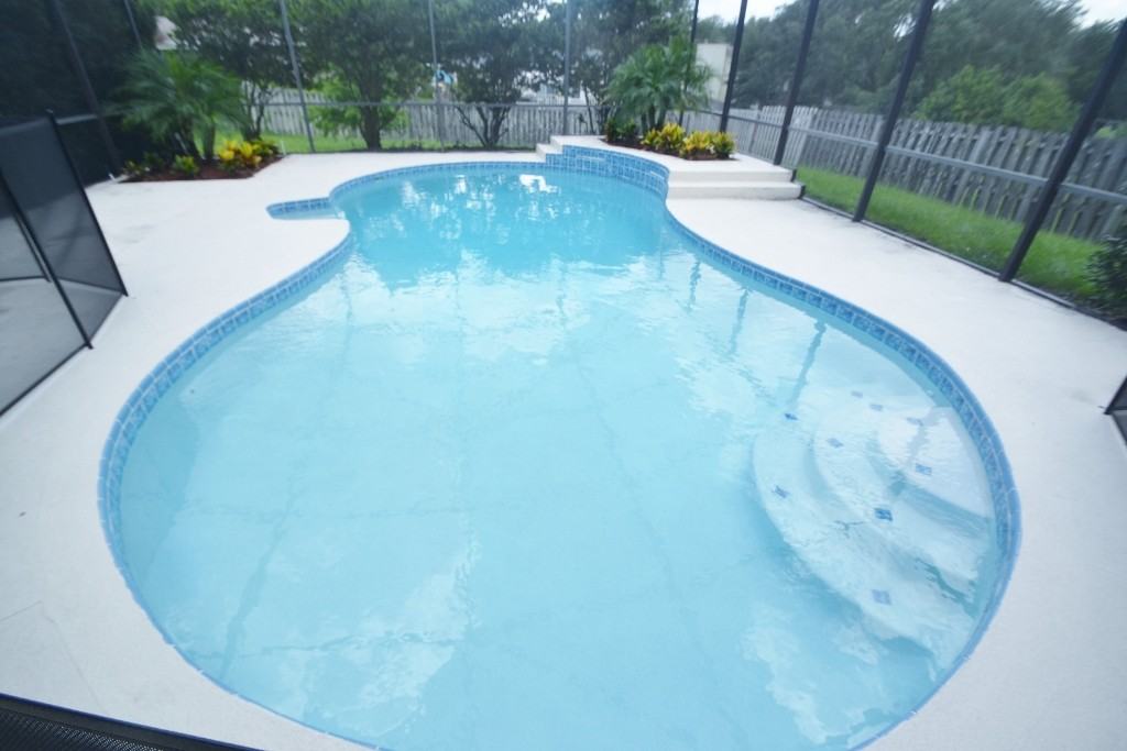 27 Spanish Oak Ln - Photo 2 of 14