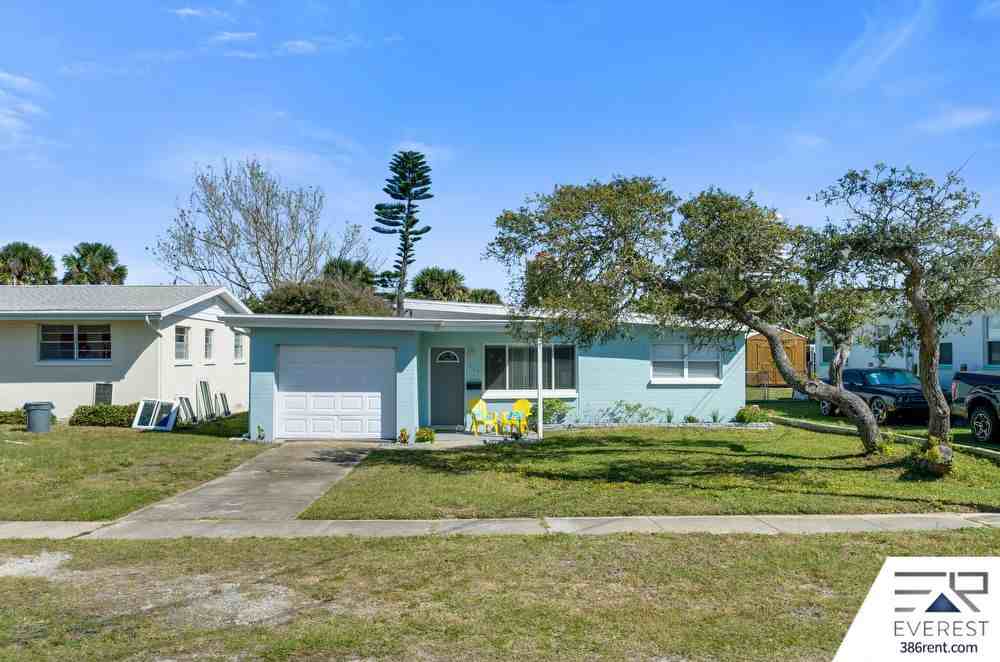 351 Euclid Ave - Photo 2 of 33