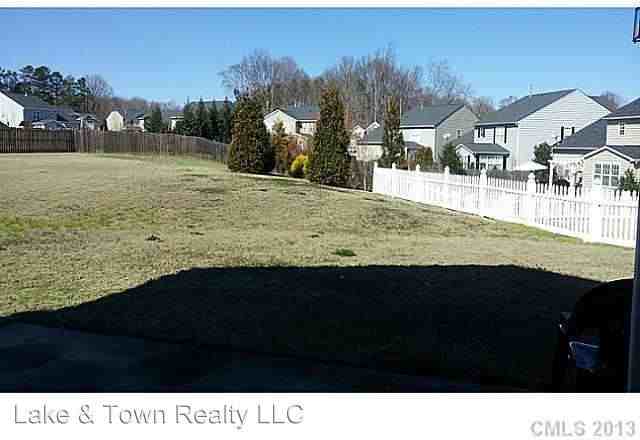 9621 Cheery Meadow Dr - Photo 2 of 16