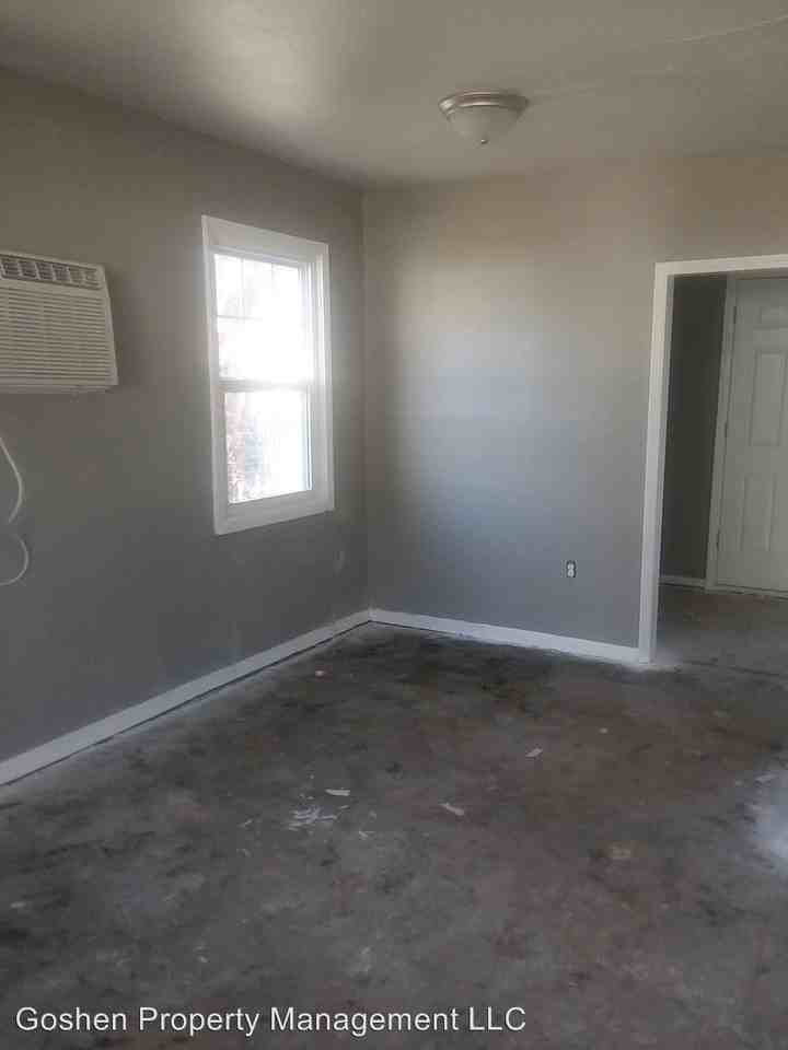 3333 Oaklawn Dr - Photo 2 of 5