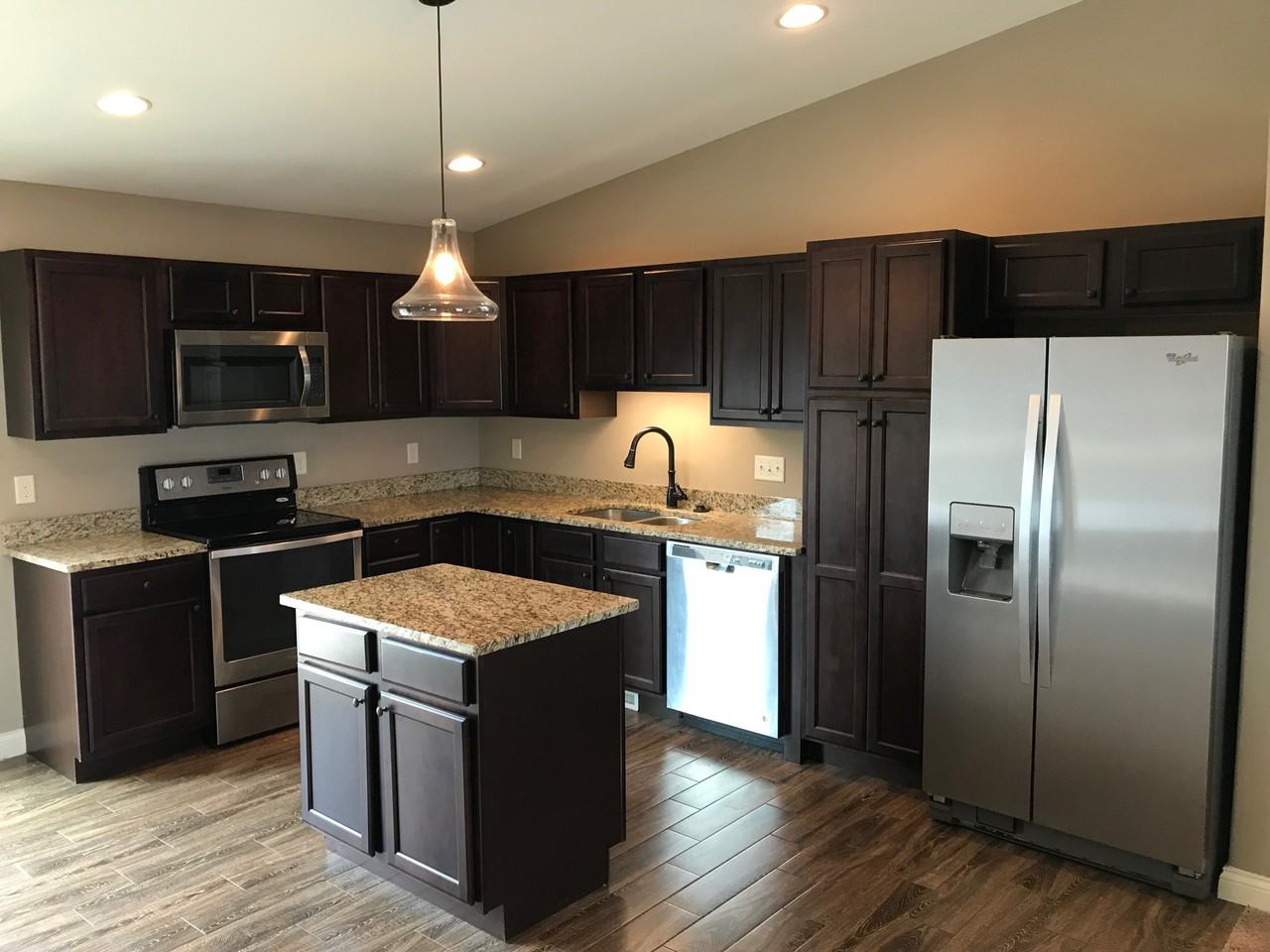 126 Lake Tucci Circle - Photo 3 of 16