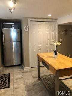 138 Woodland Ave #2 - Photo 3 of 13