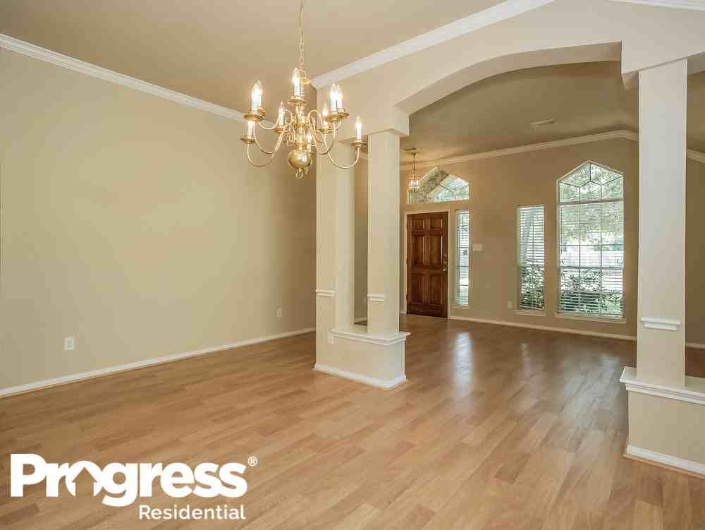 3117 Meadows Pond - Photo 2 of 13