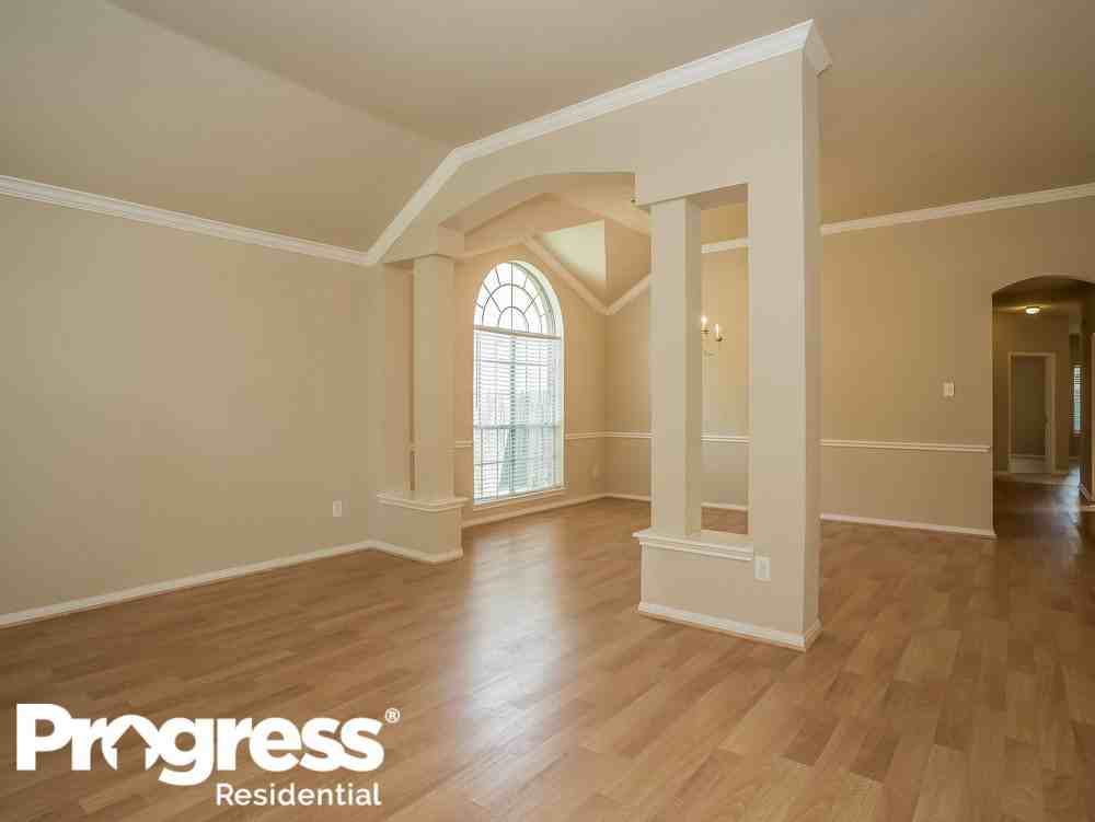 3117 Meadows Pond - Photo 3 of 13