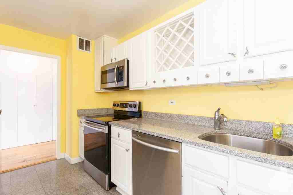 5455 North Sheridan Road