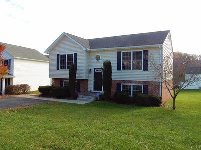 209 Wessex Rd - Photo 2 of 12