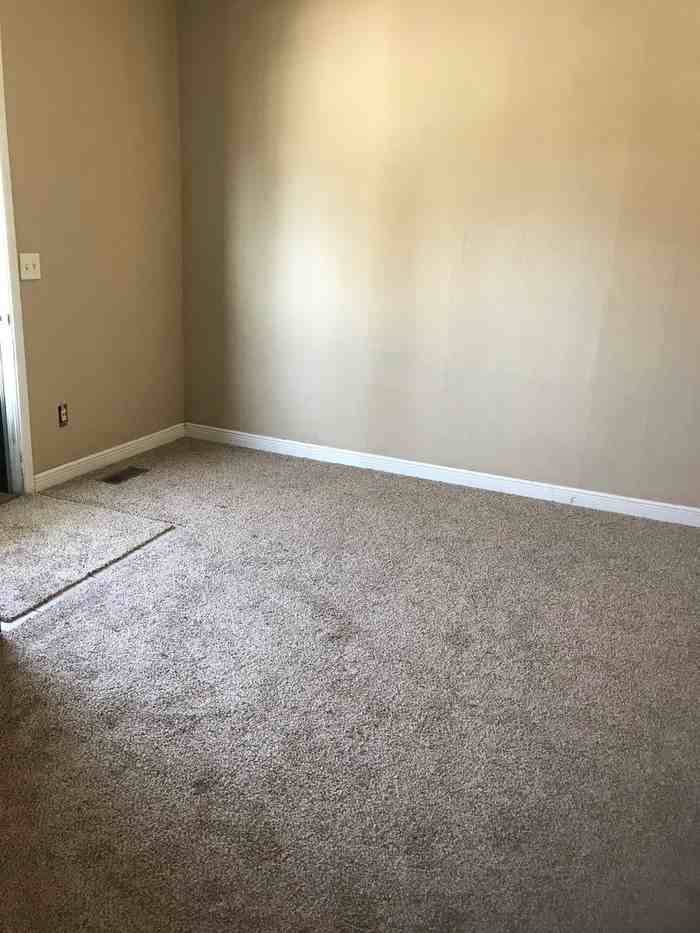 1420 E Cherry St #1 - Photo 3 of 9