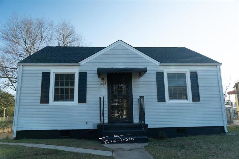 1809 Blair St - Photo 2 of 46