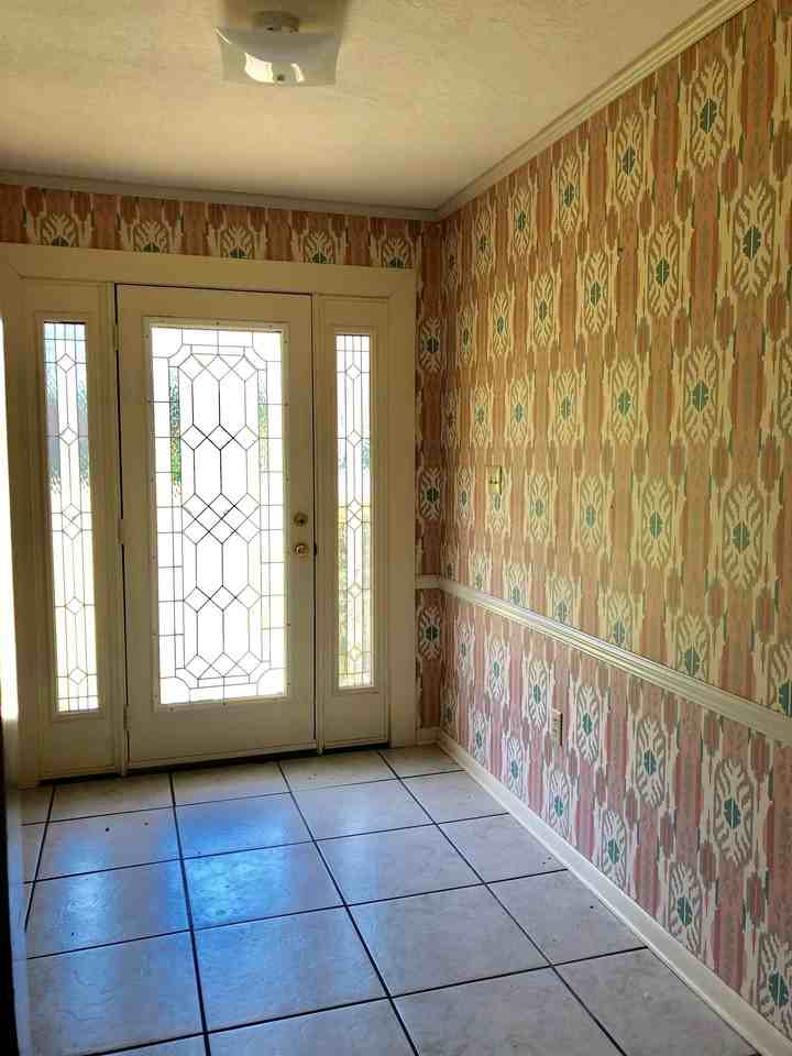 2311 Sunset Dr - Photo 2 of 15