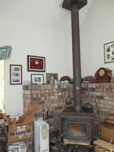 1579 Southside Rd - Photo 2 of 5