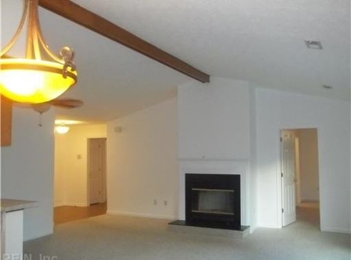 737 Michelle Dr - Photo 2 of 15