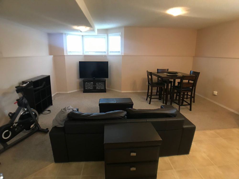 291B Plamondon Dr - Photo 2 of 6