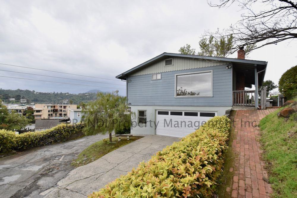 4 3rd St - Photo 2 of 18