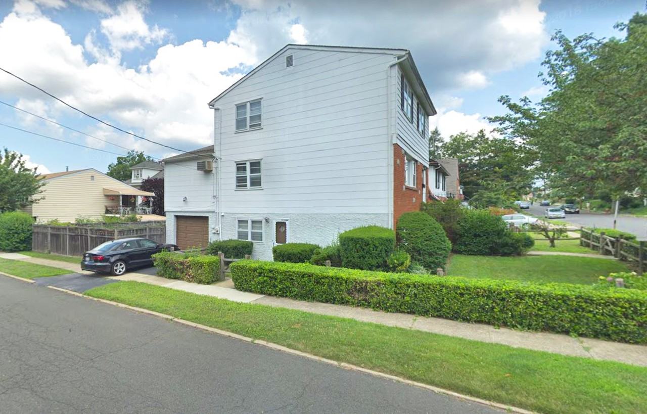 311 Westchester Ave - Photo 3 of 3