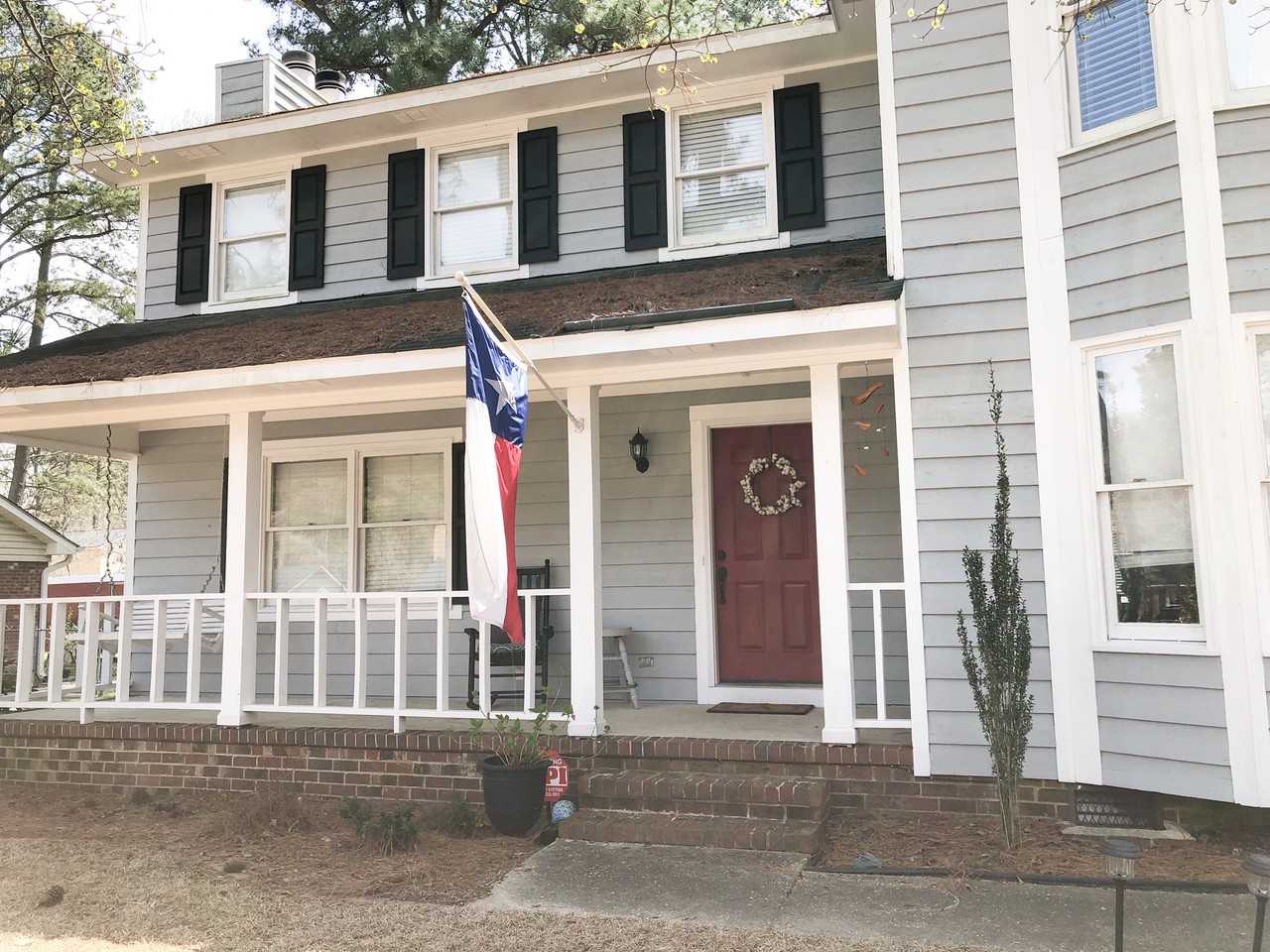 5827 Hibernia Drive - Photo 2 of 9