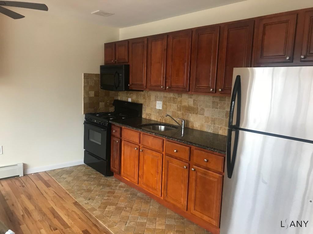 2181 Belmont Ave 2 - Photo 3 of 15