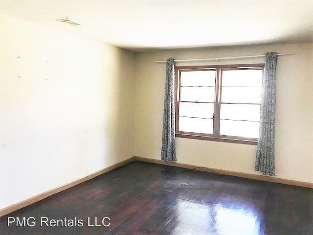 107 Terrell Dr. - Photo 3 of 7