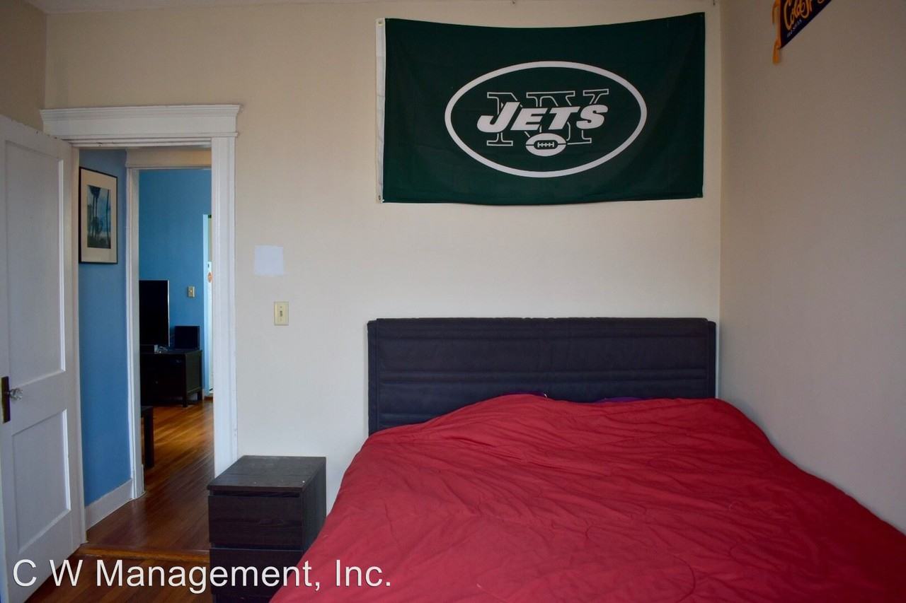 1645 Commonwealth Ave - Photo 2 of 8