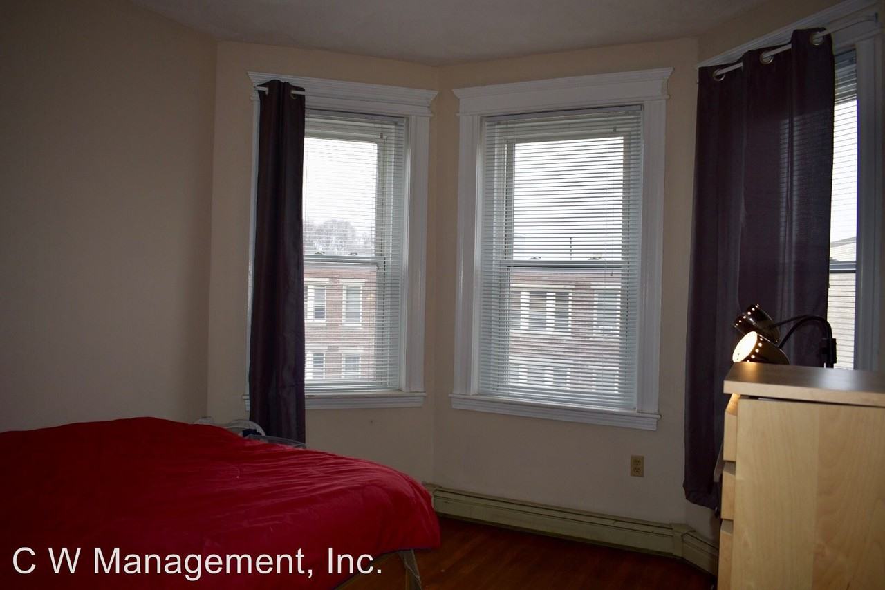 1645 Commonwealth Ave - Photo 3 of 8