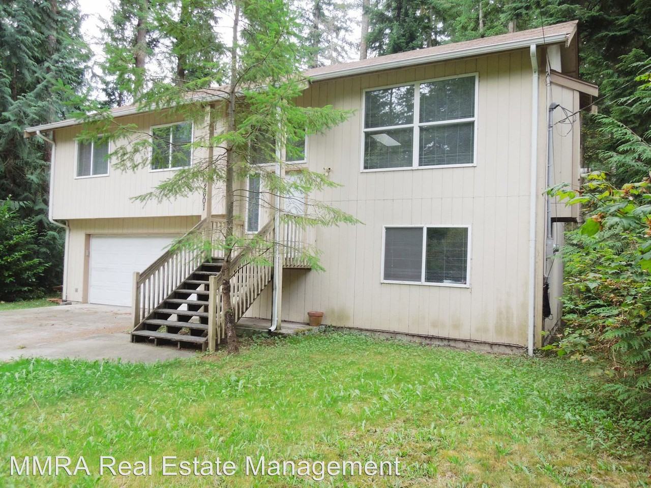 2601 Clear Valley Dr - Photo 2 of 18