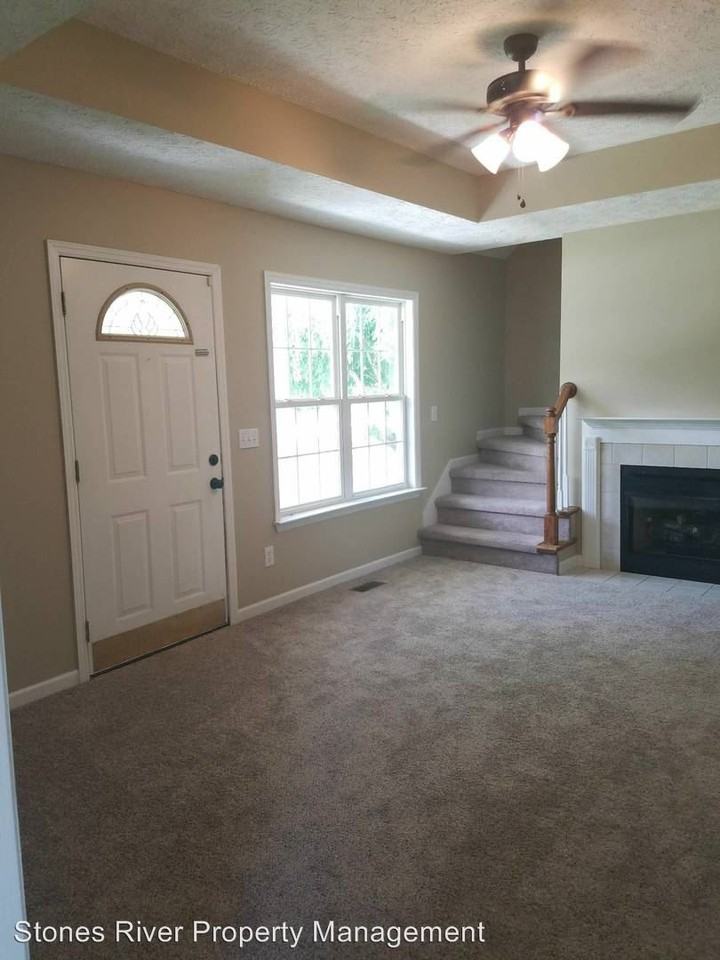 1311 Oak Dr - Photo 3 of 18