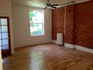 433 Mapleton Ave - Photo 2 of 6