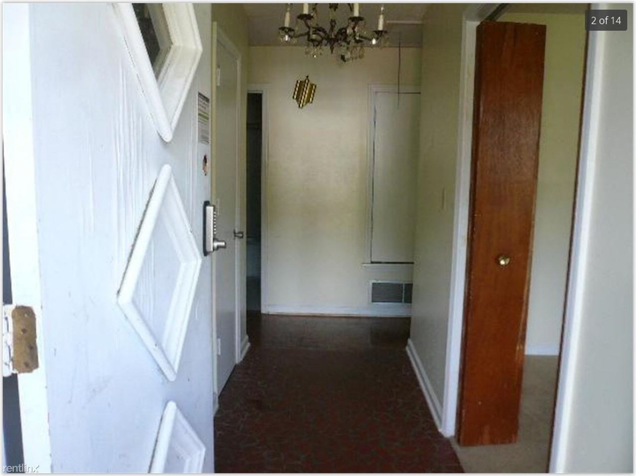 1902 Collegiate Cir - Photo 2 of 9