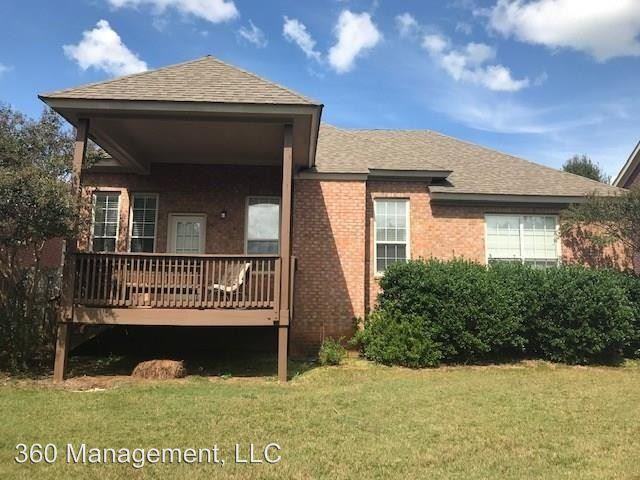 776 Stanton Dr - Photo 2 of 2