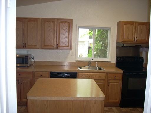 11602 Le Baron Terrace - Photo 3 of 4