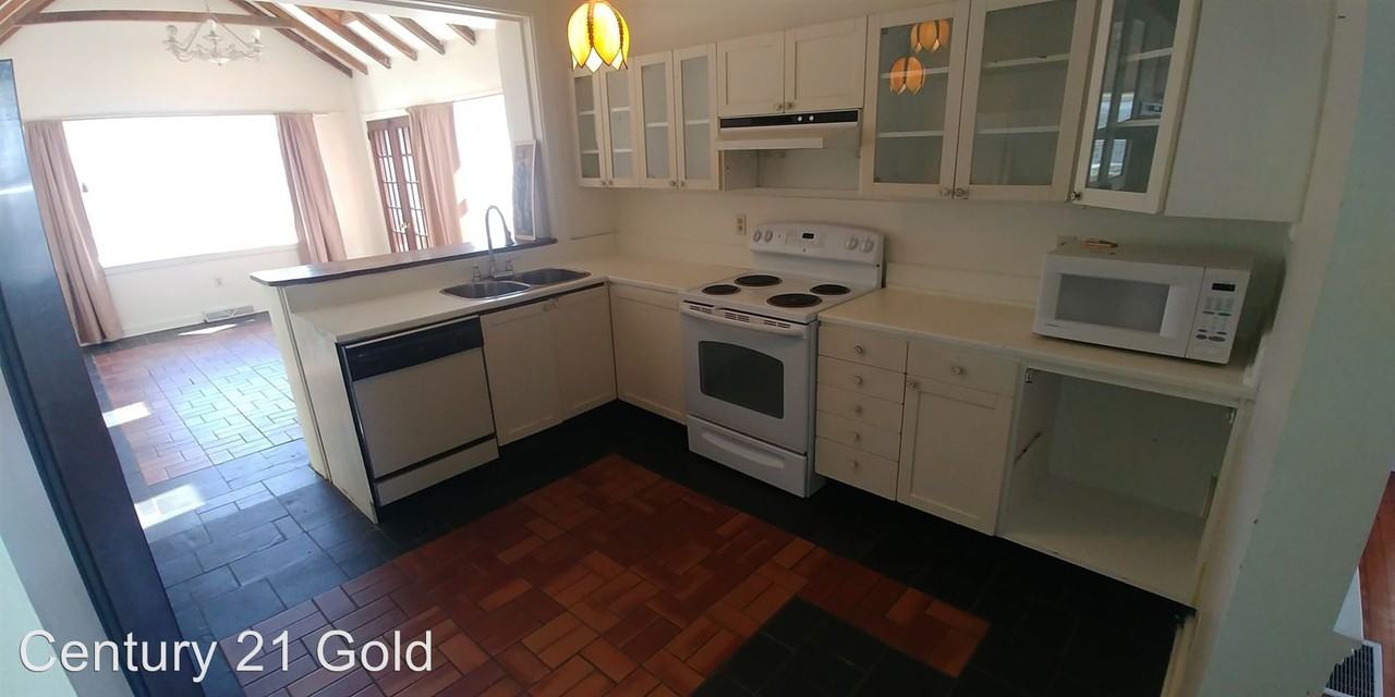 1539 Krumsville Rd - Photo 3 of 12