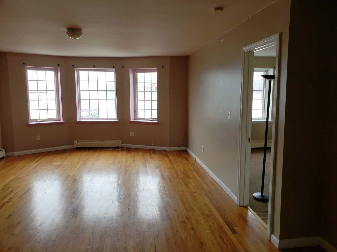 176 Beach 97th Street ##3 - Photo 4 of 11