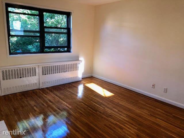 Beacon Hill Dr - Photo 2 of 3