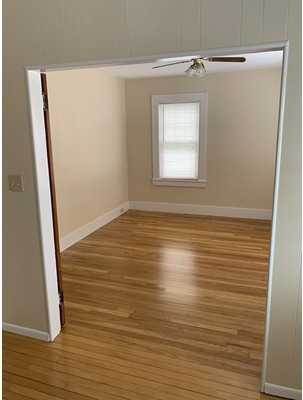2135 Main St - Photo 3 of 14