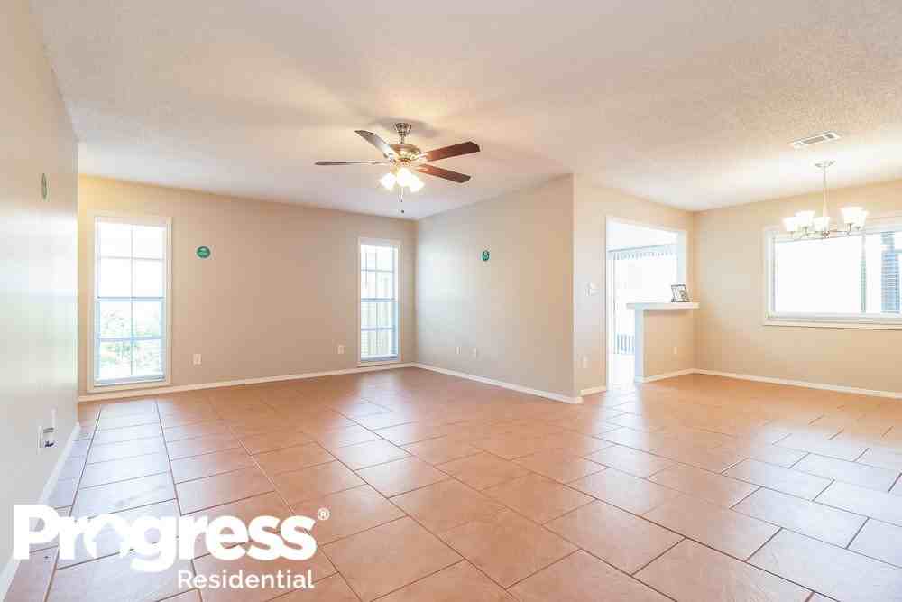 1177 La Mesa Ave - Photo 3 of 15