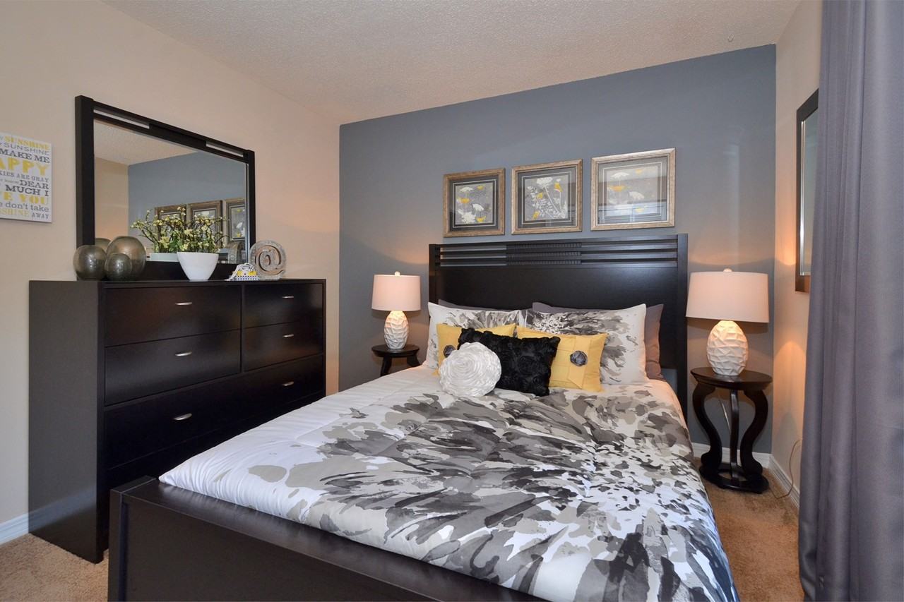 Landmark at Vista Grande - Photo 2 of 35