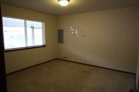 5825 Lowell Rd - Photo 3 of 40