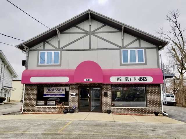 241 W Joe Orr Rd #A - Photo 2 of 9