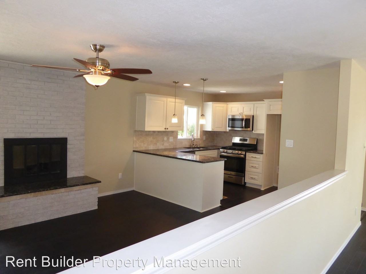 3700 Mary Ellen St NE - Photo 3 of 17