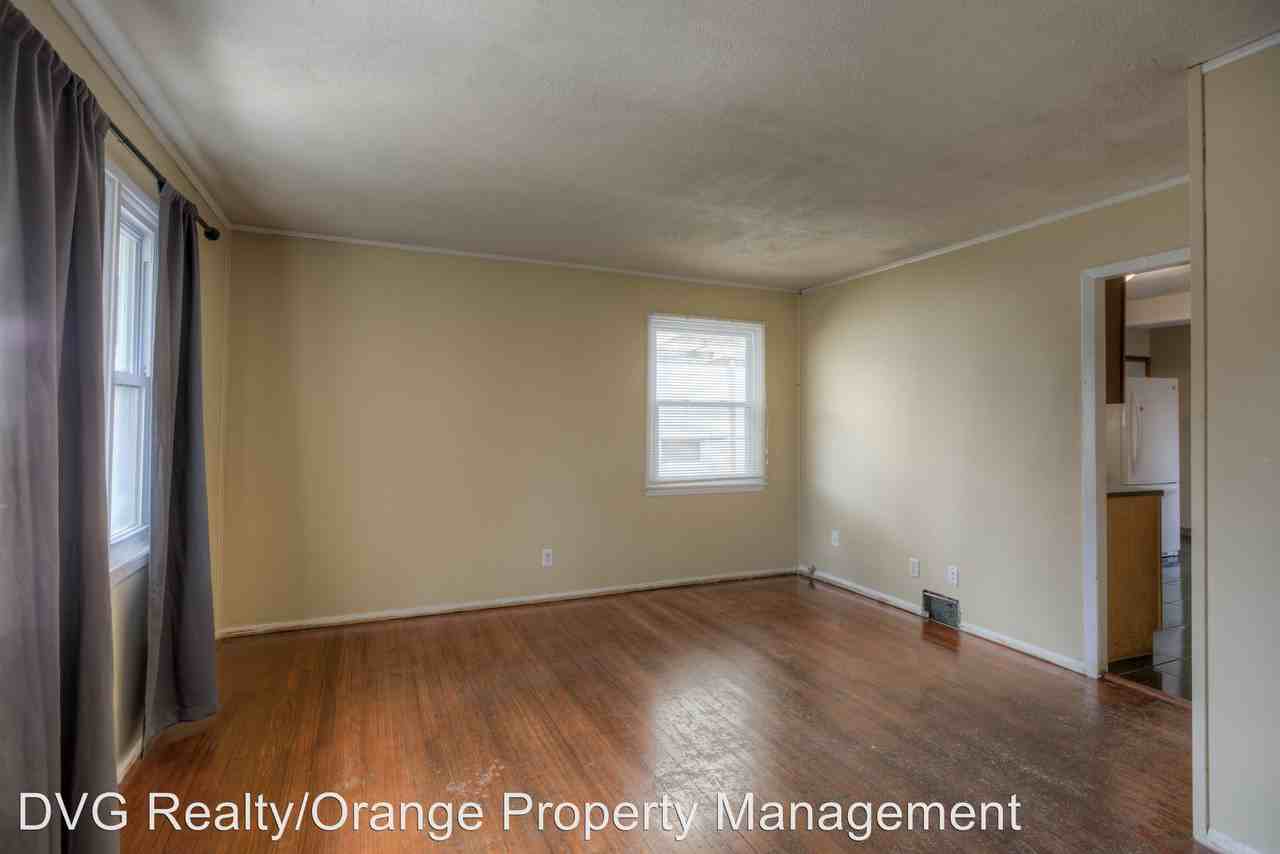 5642 Frederick St - Photo 2 of 14