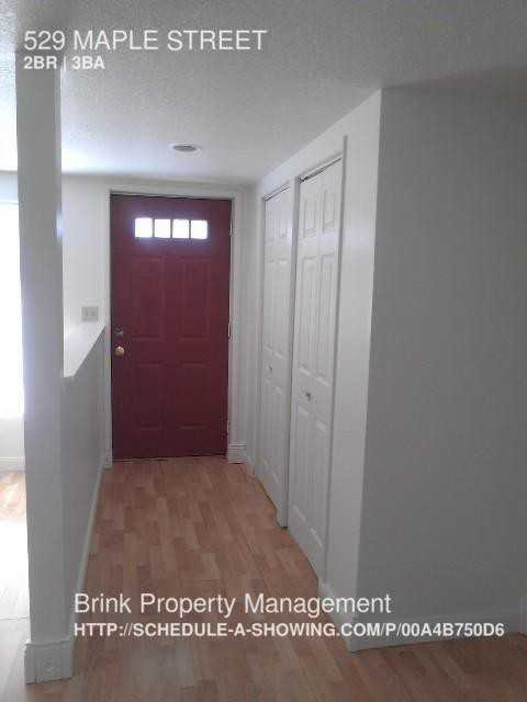 529 Maple St - Photo 2 of 9