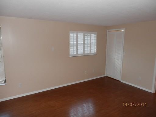 5011 Suwannee Dr - Photo 2 of 9