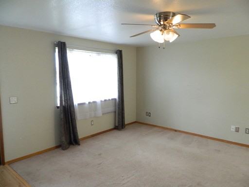 405 Johnson St - Photo 2 of 13