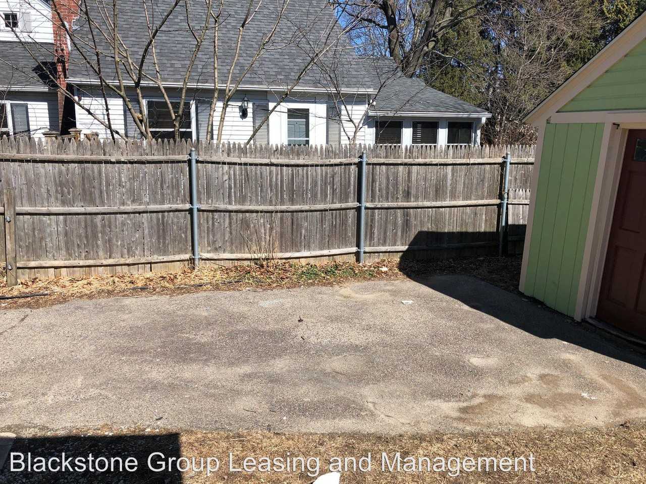 21 Chace Dr - Photo 2 of 25