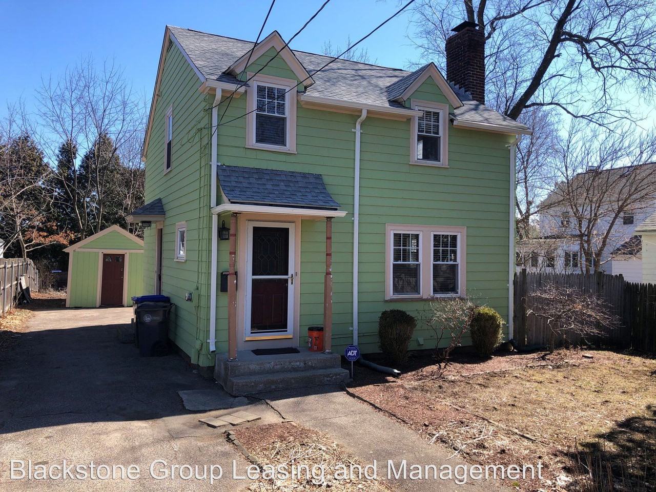 21 Chace Dr - Photo 3 of 25