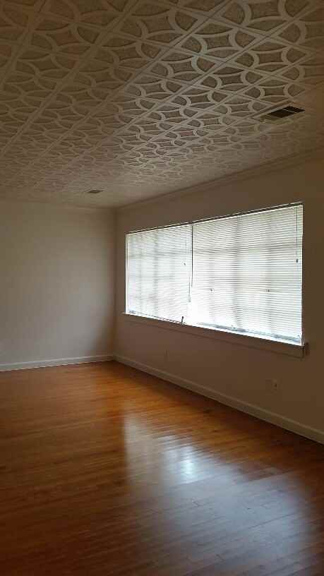 3320 James Dr - Photo 2 of 13