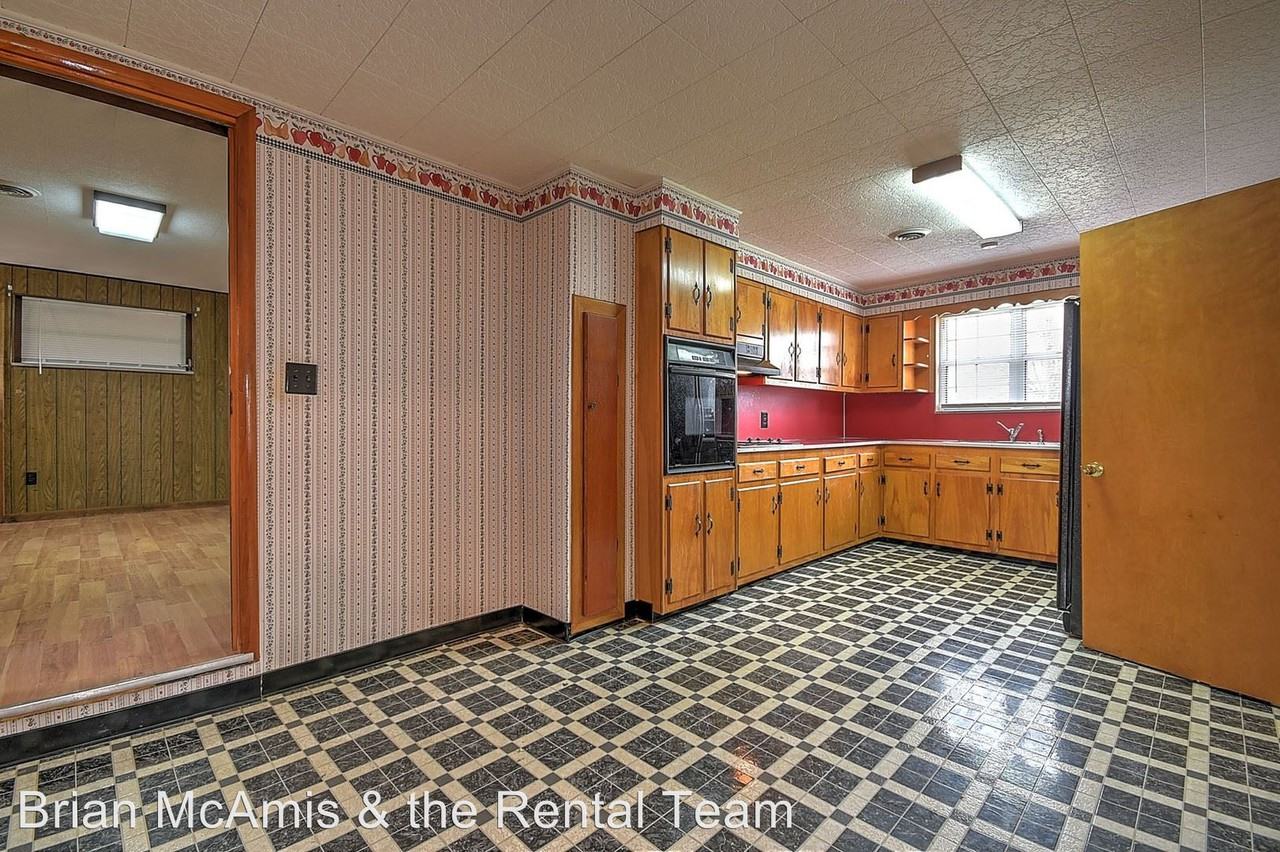 3890 Kingsport Hwy - Photo 3 of 30