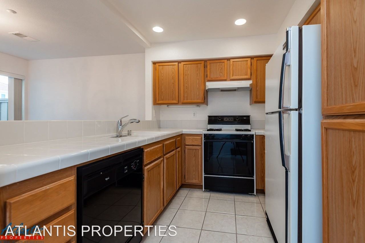 33 Torregata Loop - Photo 3 of 12