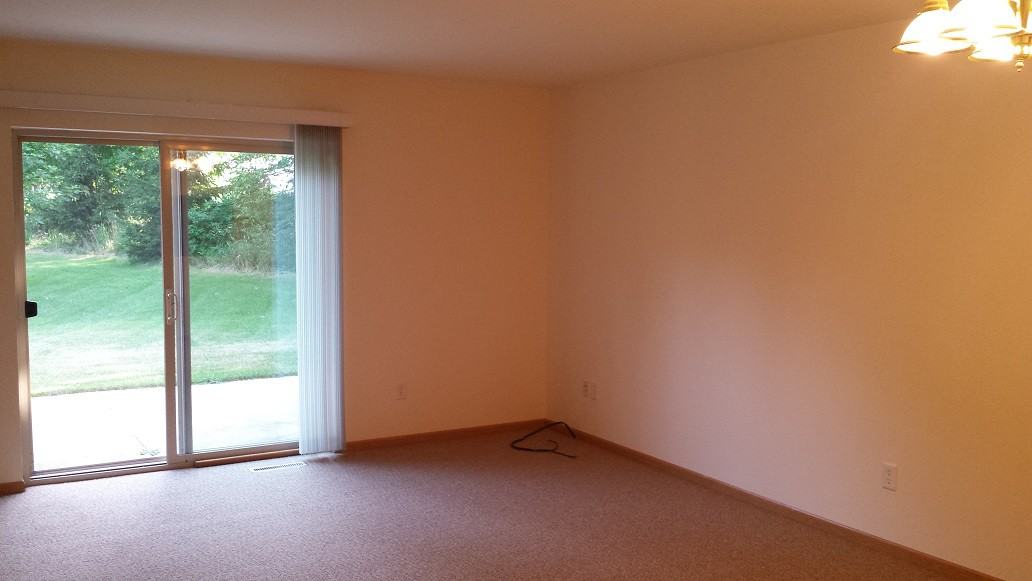 W2460 Heather St - Photo 2 of 19